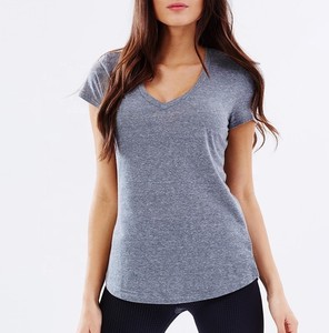 Camisetas negras con logotipo personalizado para mujer, Tops de moda, Camiseta con cuello redondo para mujer - Product Image 4