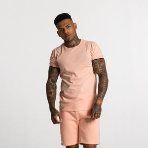 Conjunto de Camiseta de Manga Corta y Pantalones Cortos de Forro Polar de Alta Calidad para Hombre, Secado Rápido, Personalización OEM, Colores y Tallas Personalizadas - Product Image 3