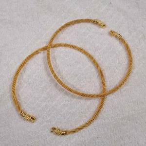 Anneau de cou Viking en bronze TT-7408 Fenris de style torsadé en cuivre avec détail de boucle - Product Image 5