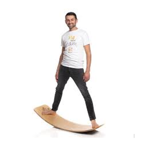 Tabla de Equilibrio de Madera Natural Hecha a Mano en Vietnam para Entrenamiento Corporal, Lista para Enviar - Product Image 6