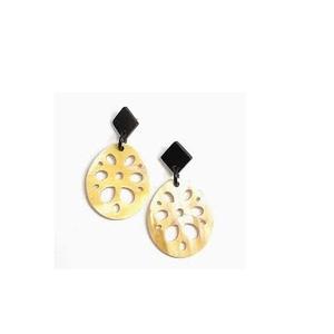 Boucle d'oreille en corne de buffle de haute qualité et de petite taille avec corne naturelle polie avec boucle d'oreille en corne de buffle faite à la main pour femmes - Product Image 3