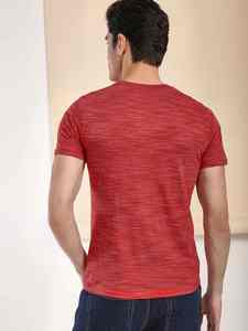 Camiseta bordada con estampado personalizado de algodón orgánico certificado, prendas de punto para hombres y mujeres hechas en la India, diseño en blanco - Product Image 5