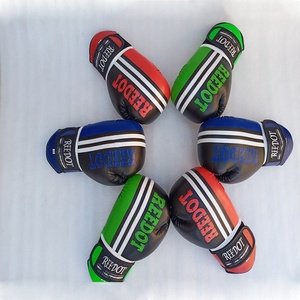 Gants de boxe 08-16oz entièrement personnalisés avec logo de marque ou de club Gants de sparring en cuir de vachette directement de l'usine - Product Image 6