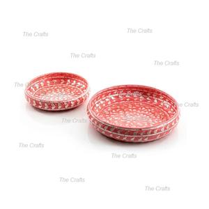 ชุดชามขนมรูปทรงกลมสองใบ ทำจากไม้และงานฝีมือประดับมุก สำหรับเสิร์ฟอาหารในอินเดีย - Product Image 1
