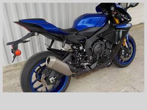 Used 2019 Yamaha YZF-R3 - Product Image 3