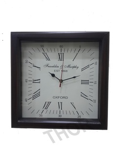 Horloge murale en bois et métal noir, style rétro, équipement mobile - Product Image 2