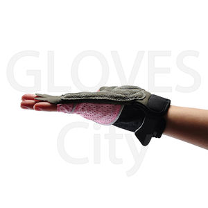 Gants de fitness demi-doigts pour femmes antidérapants personnalisés Palm vente chaude pour la salle de sport et l'haltérophilie à partir de GANTS City Sialkot Pakistan - Product Image 4