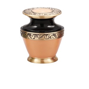 Top Quality Cremation Urns Metal Low Prices <b>Keepsake</b> Cremation Urns Used <b>for</b> Human <b>Ashes</b> Made in India - Product Image 4