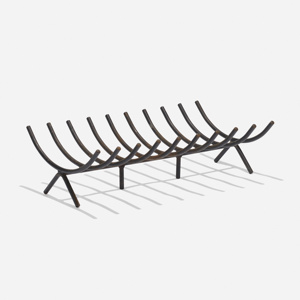 Porte-bûches élégant en métal noir avec un design durable à 4 pattes, parfait pour le stockage du bois de jardin et l'organisation en plein air - Product Image 2