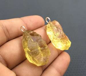 Eautiful AW harm 2 Pieces atatral emon uartz ememntreated ough 92,5 Sterling ililver endant ant - Product Image 4