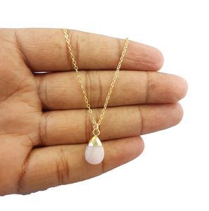 Collar galvanizado de gota de pera de ópalo rosa de moda 9x13mm oro Vermeil para compromiso boda o fiesta - Product Image 1