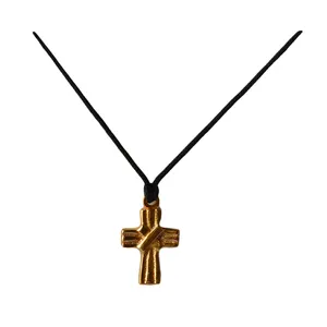 Highly Shiny Golden Colored Finishing Design Cross Shaped Pendant With Best Quality Aluminium Metal Design Locket