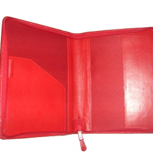 ปกไดอารี่จริงมีซิปสีแดงพร้อมโลโก้นูนสีทองนูน - Product Image 1