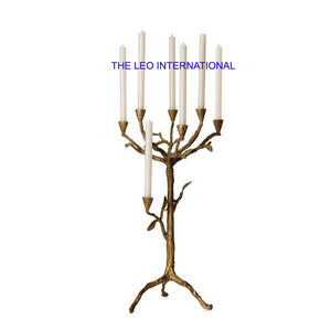 Candelabro de Mesa, Candelabro de Metal de Alta Venta para Eventos, Fiestas, Bodas y Decoración Navideña, Candelabro Chapado en Oro - Product Image 3