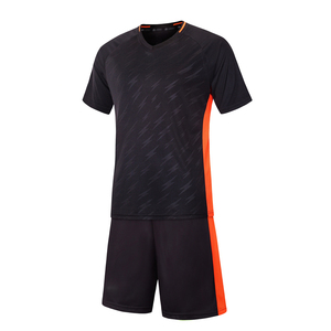 Vêtements de sport pour l'entraînement au football, uniforme de football uni de couleur unie pour hommes adultes, uniforme de football personnalisable, maillot de football - Product Image 2