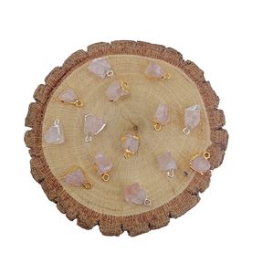 Brut Rose Quartz Pierre De Naissance Tranchant Pendentif Plaqué - Product Image 3