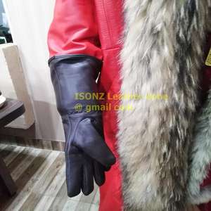 Costume de père noël en cuir - Product Image 3