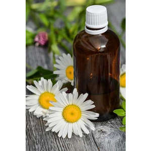 Hydrolat de Camomille Allemande 100% Pur Liquide pour le Visage et la Peau – Vente en Gros, Fournisseur en Vrac, Marque Privée, Fabriqué à partir de Fleurs, Certifié BPF, Stérilisé à la Vapeur - Product Image 5