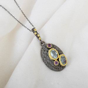 Pendentif de créateur en argent sterling 925 de topaze bleue avec placage or rhodium Sier Cadeau parfait pour les femmes avec breloque améthyste - Product Image 3