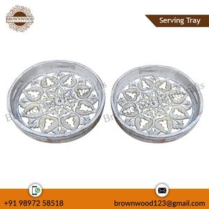 Élégant plateau de service en bois sculpté à la main pour le café, les fruits et l'eau. - Product Image 2