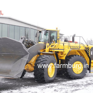 La máquina cargadora de ruedas profesional de alta Calidad prepara eficientemente los campos con el componente central del motor suministrado por la India - Product Image 2