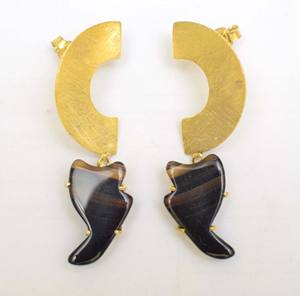 Pierre précieuse d'agate avec forme naturelle plaquée or coupe à facettes meilleur cadeau pour gagner des breloques de Saint-Valentin - Product Image 1