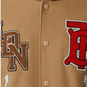 Chaqueta universitaria de lana con letras ajustadas a la moda de invierno para hombre con manga de cuero genuino - Product Image 5