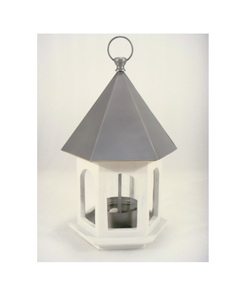 เครื่องให้อาหารนกไม้สีขาวแขวนด้านบนโลหะรูปร่างกระท่อมสําหรับสวน - Product Image 1