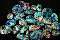 Cabochon en nacre naturelle multicolore pour la fabrication de bijoux, évalué par un tiers