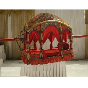 Puerta de entrada de novia impresionante Doli, entrada de boda india Pallaki, diseño de Palki - Product Image 1