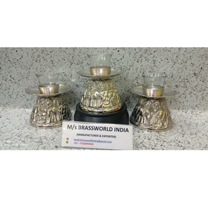 Brassworld Inde en laiton poli chauffe-plat bougeoir Style religieux église fournitures modèle d'artisanat en métal Durable - Product Image 1