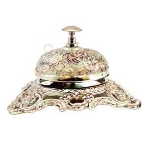 Cloche de table en laiton plaqué or pour bureau en métal de haute qualité en laiton pour réceptions d'hôtel Cloche à main pour aliments usagés - Product Image 1