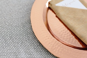 Placa de cargador de cobre puro, hecha en la India, venta al por mayor, cuadrada y redonda, el mejor uso, para interiores y exteriores, hogar, Hotel, restaurante y bodas - Product Image 2