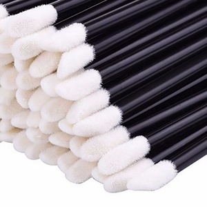 50pcs blanc non pelucheux jetable brillant à lèvres <span class=keywords><strong>applicateur</strong></span> <span class=keywords><strong>fond</strong></span> <span class=keywords><strong>de</strong></span> <span class=keywords><strong>teint</strong></span> cils brosses <span class=keywords><strong>de</strong></span> nettoyage creux poignée en plastique pour correcteur - Product Image 4