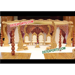 Mandap de Madera Tallada, Pilares de Pavo Real Tradicionales para Bodas, Nuevo Diseño de Mandap de Madera Tallada, Decoración para Eventos en Suiza - Product Image 1