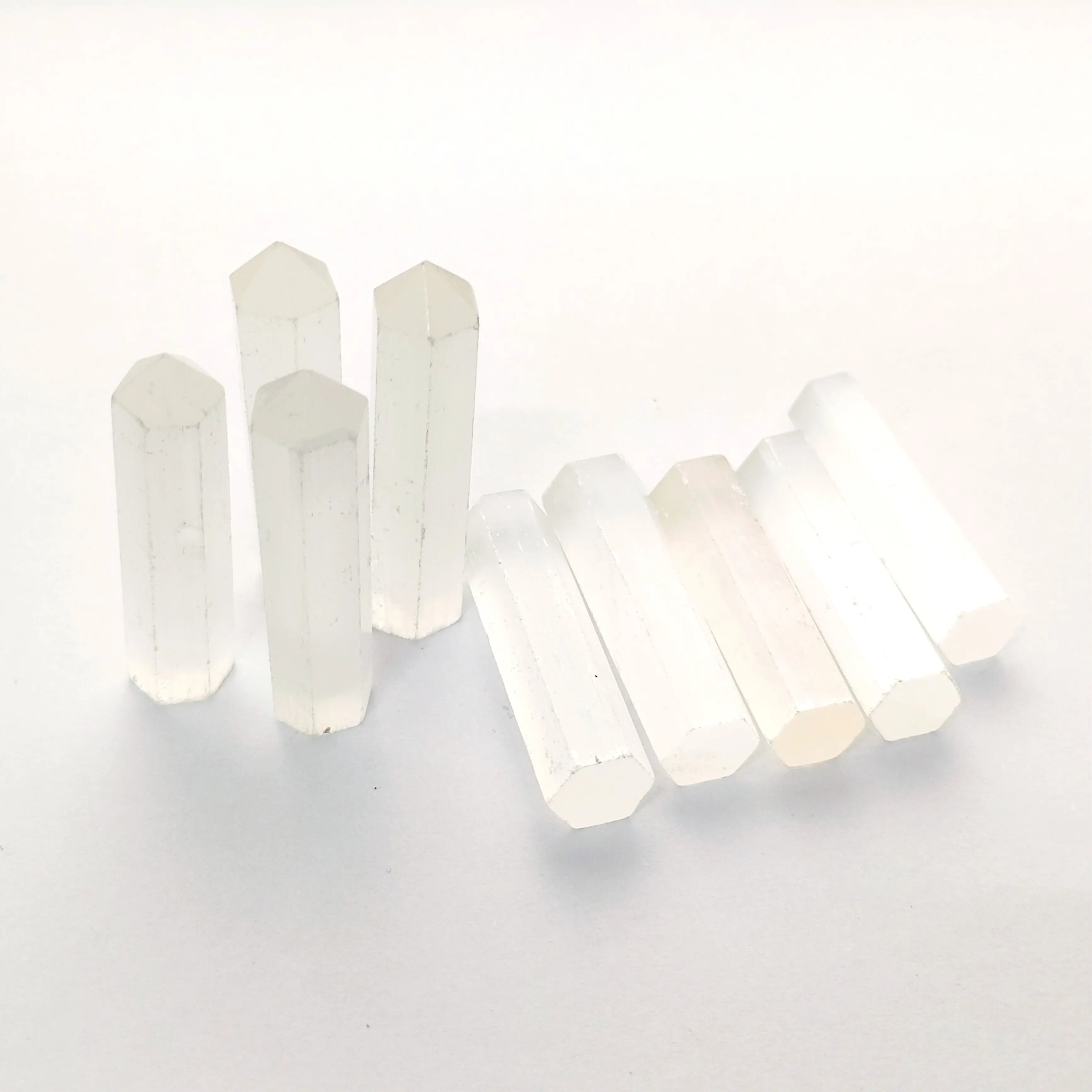 Chất Lượng Cao 1 - 1.5 Inch SELENITE Đá Tháp Điểm Bán Buôn Tinh Thể Tự Nhiên Chữa Bệnh Hồng Đũa Tháp Nhỏ