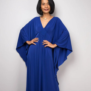 ชุดเดรสยาวแบบคาฟตันสีน้ำเงินกรมท่า แขนสั้น ผ้าเรียบ สไตล์ลำลอง เหมาะสำหรับใส่ไปเที่ยวทะเล ขายดีช่วงซัมเมอร์ - Product Image 1