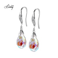 Mode Daisini Droplet Hook Boucles d'oreilles ornées de cristaux Swarovski Sterling Silver 925 AB Rhinestone Crystal Accessory