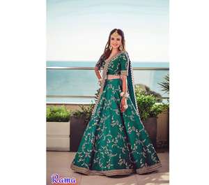 Nouveau Designer attrayant fête porter robe de mariée en mousseline Lehenga Choli pour femme pakistanaise à Alphanumero Corporation Alphanumero - Product Image 1