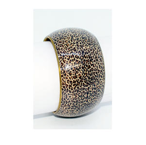 2010 agosto Feria Internacional de joyería muestra brazaletes de tono dorado antiguo conjunto de brazaletes para mujeres brazaletes de laca de vidrio texturizado - Product Image 6