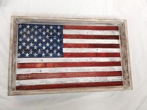 Nueva Bandeja de Madera con Diseño Desgastado y Bandera Americana - Product Image 5