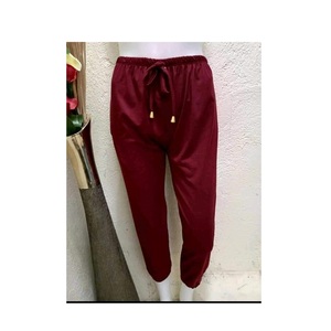 Pantalones de chándal de entrenamiento sin costuras con levantamiento de glúteos de cintura alta para mujer con bolsillos Ropa deportiva de Bangladesh Fabricante Ropa cómoda - Product Image 1