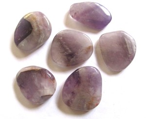 แผ่นอเมทิสต์ทรงไม่แน่นอน ยี่ห้อ Naturalagate.com รุ่น Dis-015 ผลิตที่กูร์การัต แผ่นอัญมณีธีมความรัก - Product Image 1