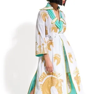 2020 뛰어난 디자인 빈티지 자수 무거운 손 작업 긴 플레어 슬리브 프론트 오픈 랩 우크라이나 드레스 겨울 컬렉션