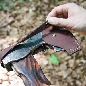 Funda de piel auténtica hecha a mano para cabeza de hacha, ajustable, para acampada al aire libre, de alta calidad, venta al por mayor - Product Image 3