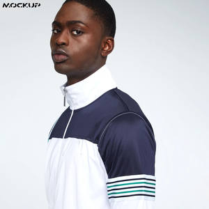 ชุดวอร์มกีฬาสำหรับผู้ชาย ชุดวิ่งออกกำลังกายไนลอนแบบมีโลโก้สั่งทำได้ สะท้อนแสง OEM ซับลิเมชั่น 2 in 1 คอกลมลำลอง - Product Image 4