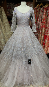 ออกแบบ Lehenga ผู้หญิงสำหรับงานแต่งงานและโอกาสพิเศษช้อปปิ้งออนไลน์ชุดแต่งงาน - Product Image 4