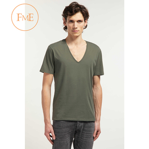 Camiseta básica en blanco lisa de 100% algodón para hombre, Impresión de logotipo personalizado, diseño transpirable promocional de talla grande - Product Image 1