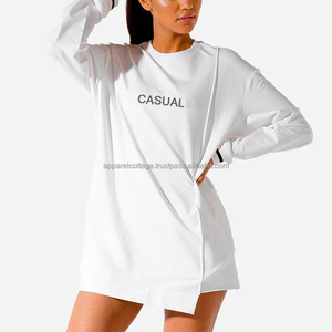 Camiseta personalizada de manga larga para mujer, ropa holgada de gran tamaño con dobladillo cortado lateral, 100% algodón, informal con estampado y bordado para primavera y verano - Product Image 1