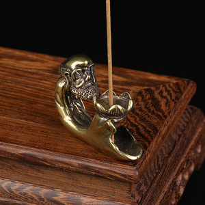 Bodhidharma antenato riflusso bruciatore di incenso ornamenti Zen in ottone bruciatore di incenso - Product Image 5